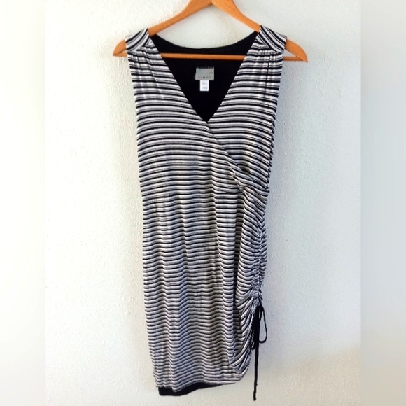 ATHLETA Sweetwater Reversible Ruched Dress | M - Picture 4 of 10